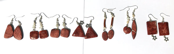 Boucles d'oreilles pendantes - cuivre & perles