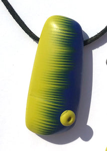 Collier pendentif - dégradé de bleu à jaune citron