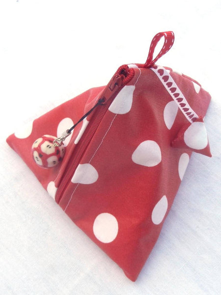 Trousse berlingot grande toile enduite rouge à pois blancs